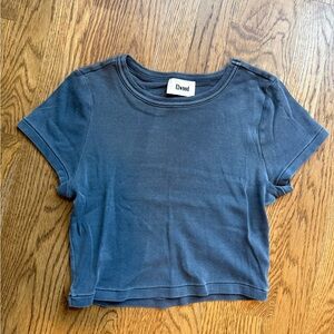 Elwood cropped “babydoll core” tee. Size M.